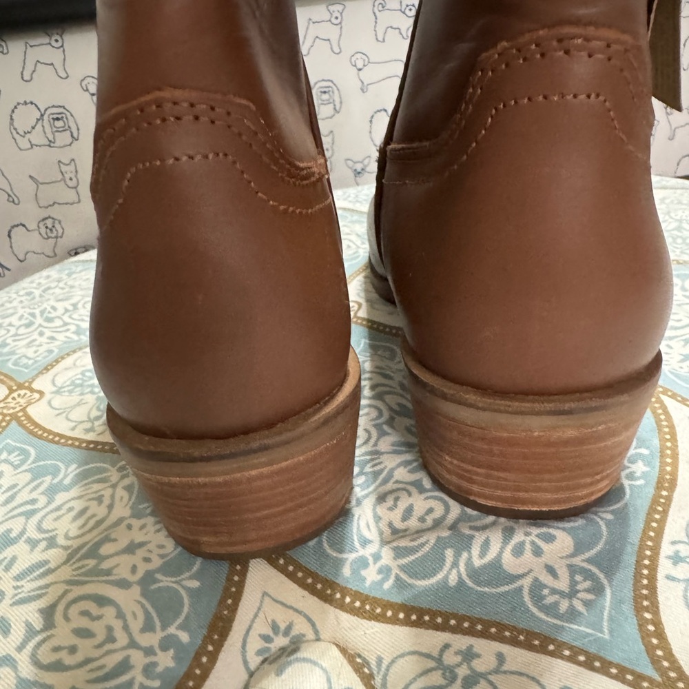 Dingo Women's Tan Leather Ankle Boots - Picture 5 of 8